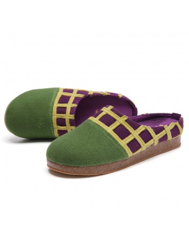 SOCOFY Natural Solid Color Round Toe Plaid Detail Edge Slip On Indoor Flat Home Shoes Slippers